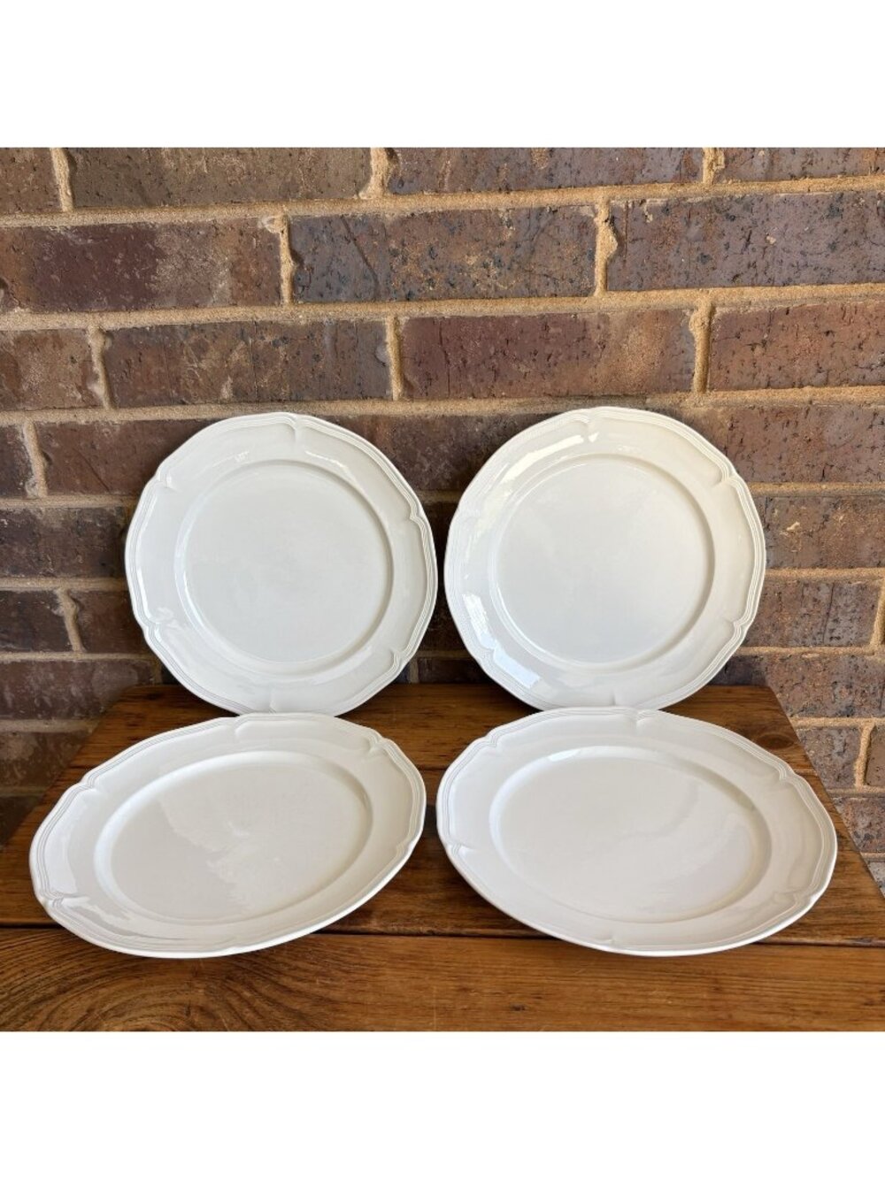 4 Villeroy and Boch Porcelain MANOIR Dinner Plates Luxembourg UTENSIL MARKS